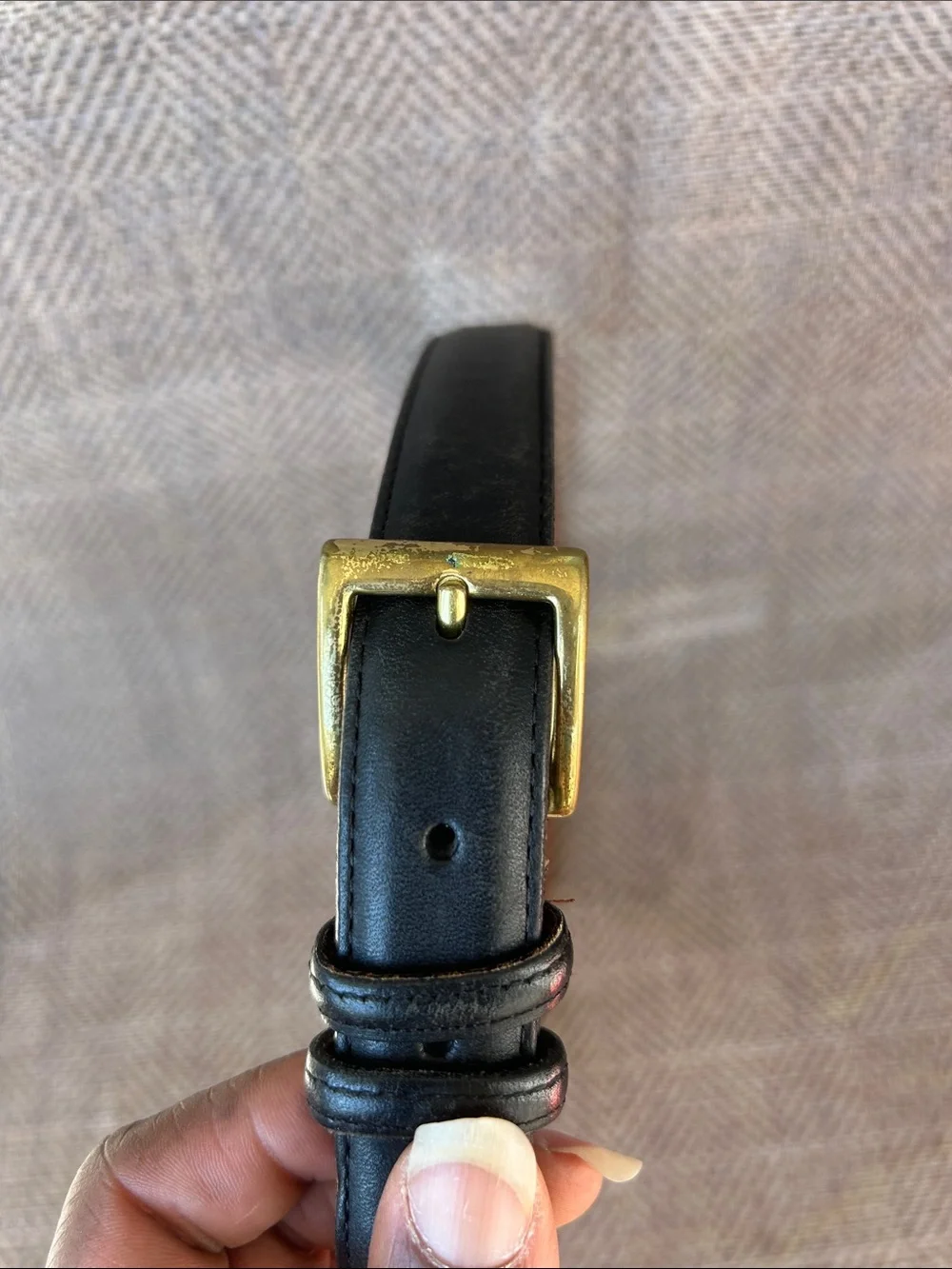 Coach Classic Black Leather Men's Belt with Brass Buckle. Size 34/85 cm.